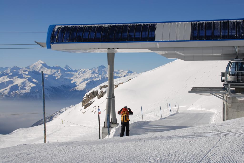 Alpenhotel Zur Wildi Lauchernalp Wiler Buitenkant foto