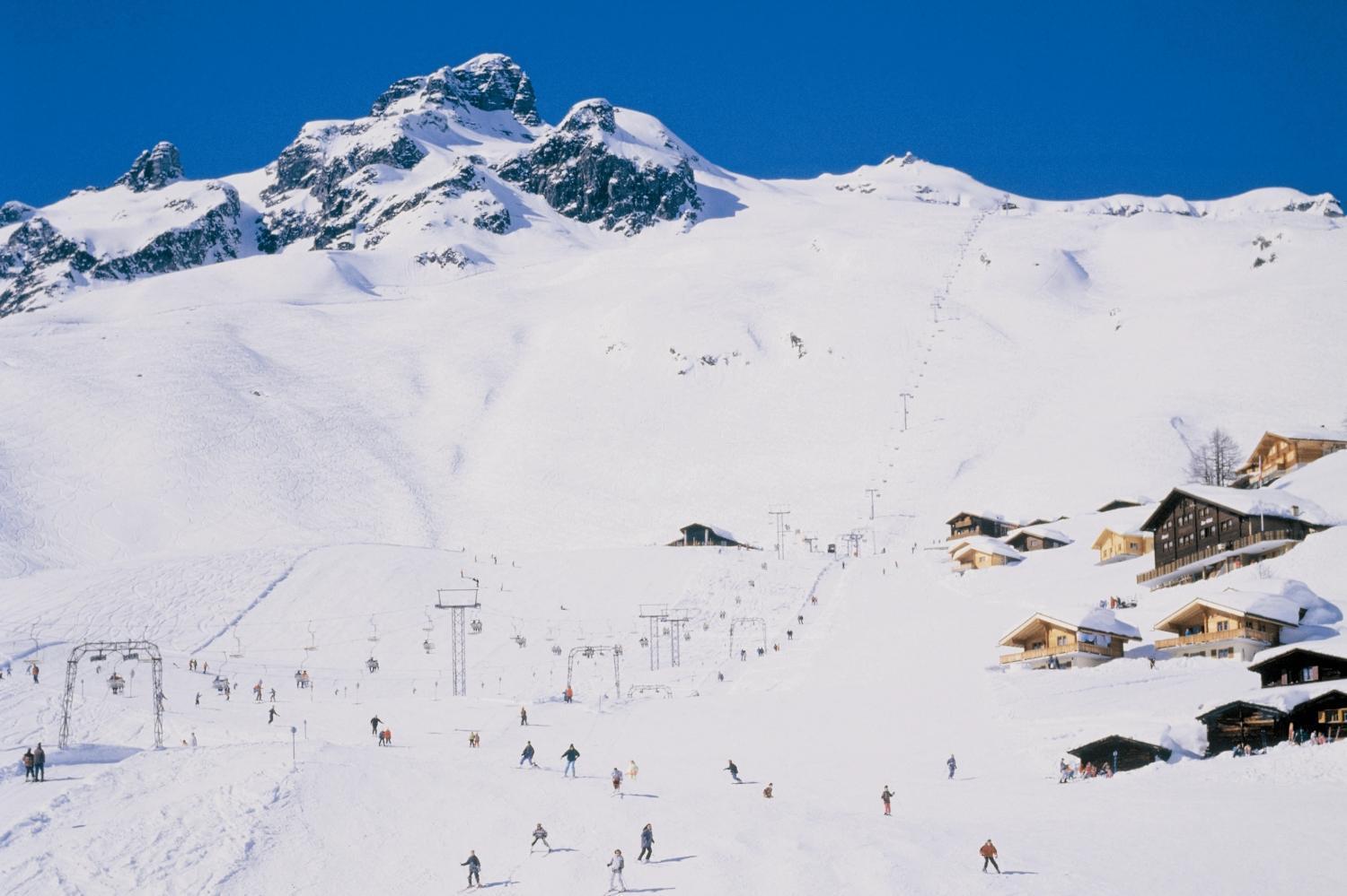 Alpenhotel Zur Wildi Lauchernalp Wiler Buitenkant foto